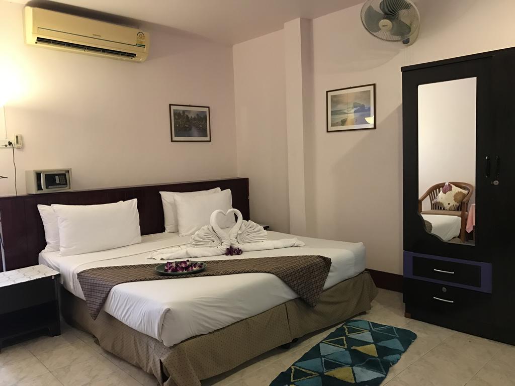Rabbit Mansion2 * Patong