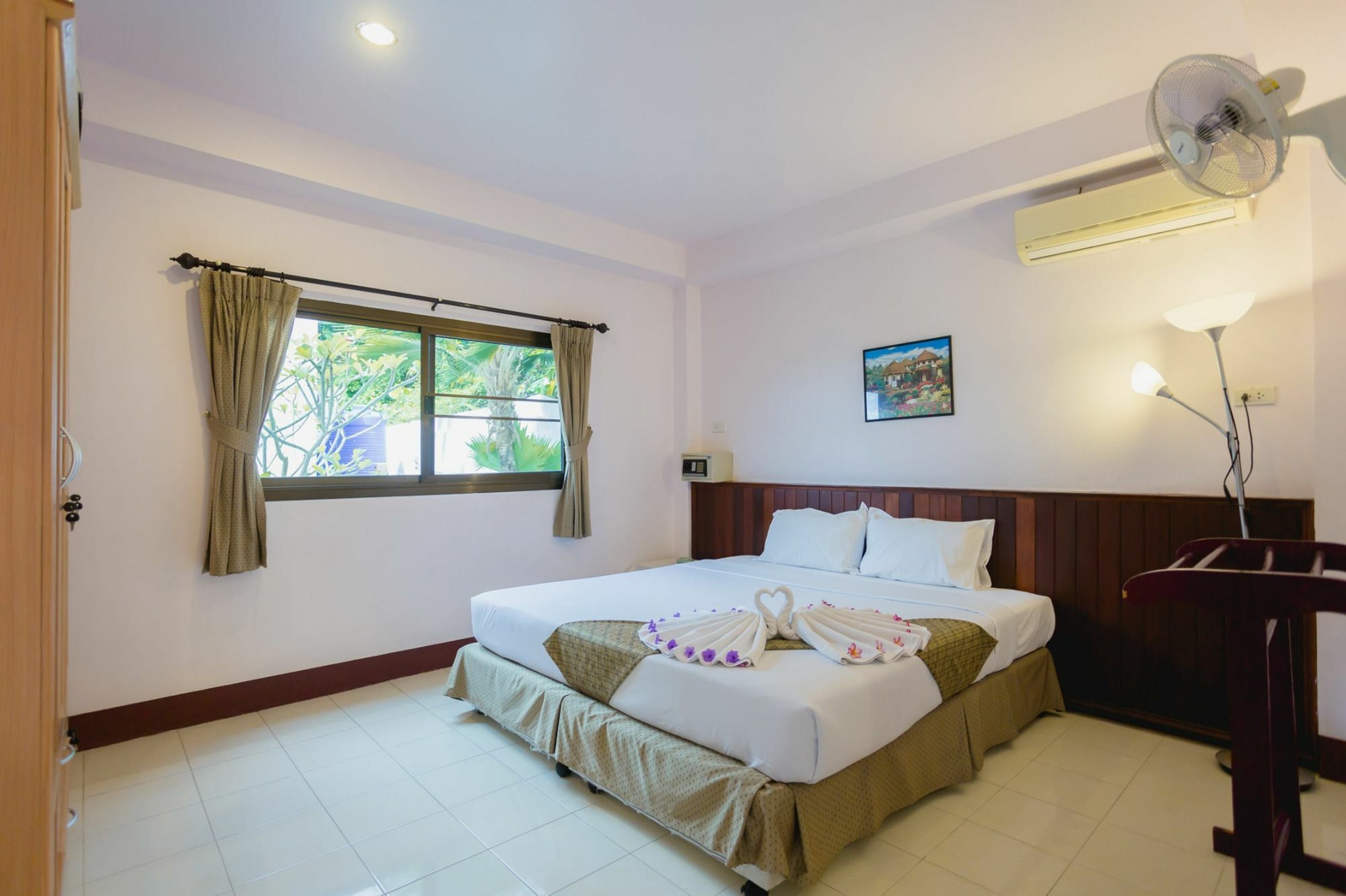 Rabbit Mansion2 Apartment Patong
